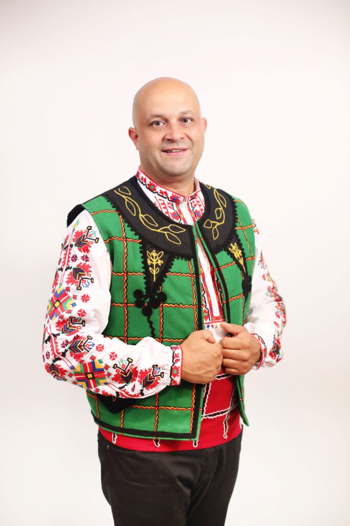 Деян Митев